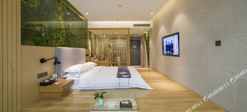 夕月亮酒店(昆明和谐广场霖雨桥地铁站店)图片