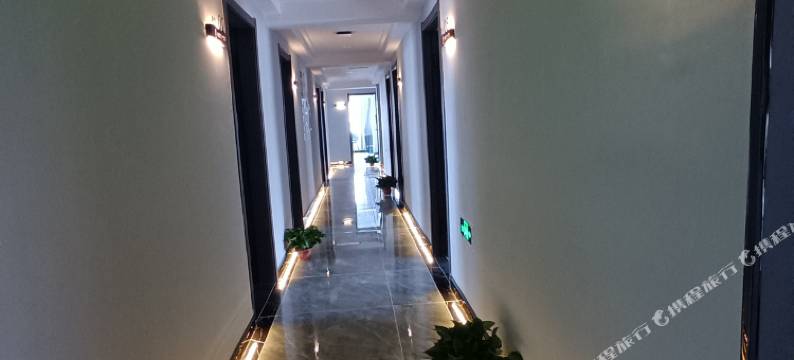 大连雅季现代酒店(机场店)图片