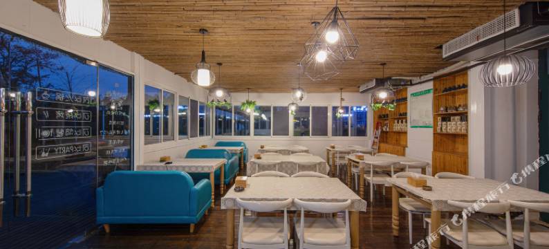 花谷奇缘荷棠民宿(茅山东方盐湖城店)图片