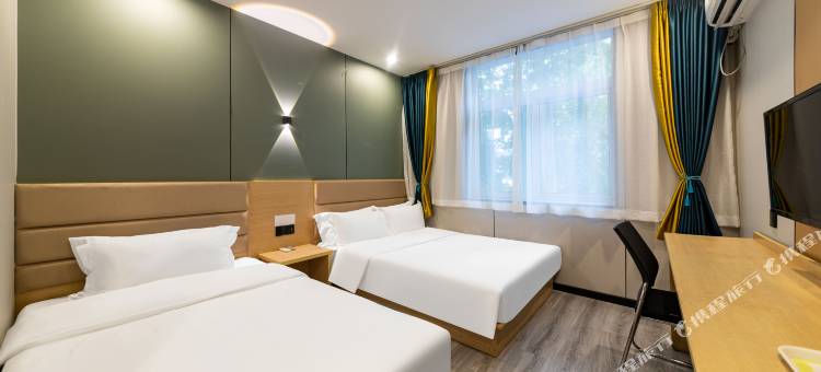 锐思特酒店(万达广场店)图片