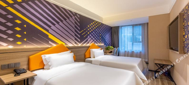 IU酒店(兰州火车站红山根店)图片