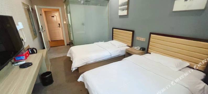 艾特时尚酒店(郑州元通纺织城店)图片