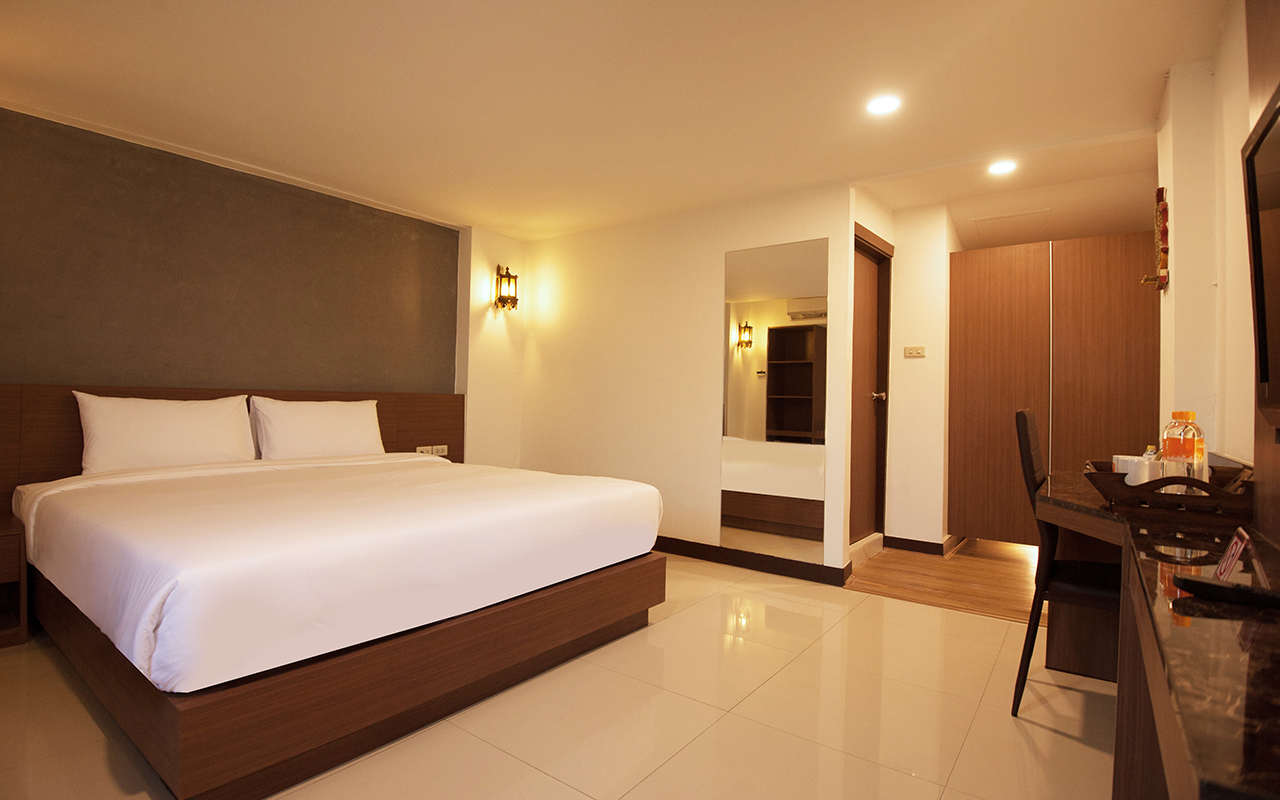 รีวิวบีทู ประตูช้างเผือก พรีเมียร์ โฮเทล - โปรโมชั่นโรงแรม 3 ดาวในเชียงใหม่  | Trip.com