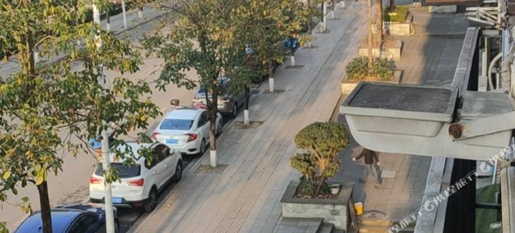 优客商务酒店(绥江商贸城店)图片