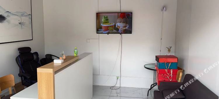 中盈酒店(广西职业技术学院吴圩机场店)图片