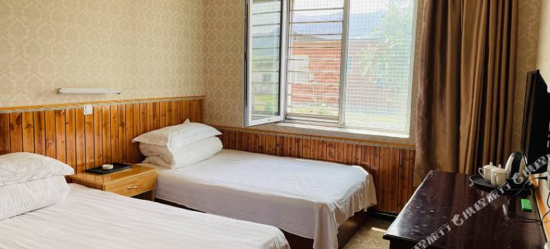 那拉提部落风情美食农庄图片