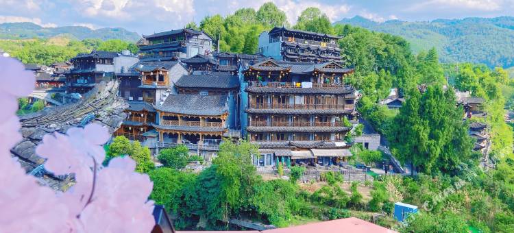 远方不远客栈(芙蓉镇景区店)图片
