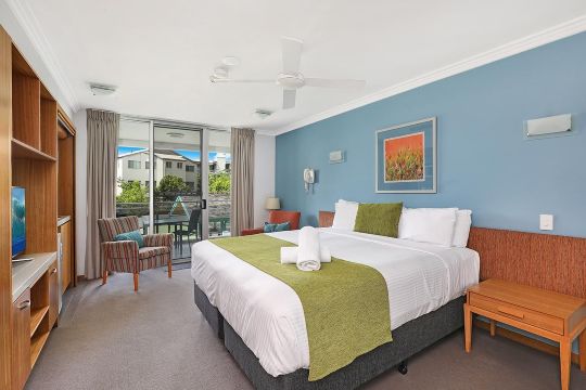 Coolum Seaside Apartments Hotel Overview