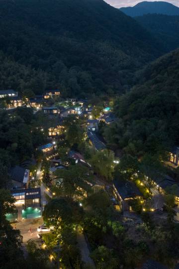 北山三十六院溪·诗莉莉温泉酒店图片