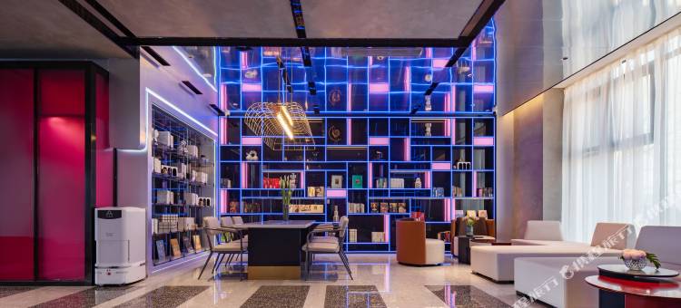 青岛台东啤酒街亚朵酒店图片