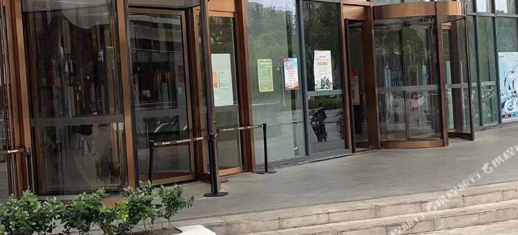 花漾Loft影音民宿(南通大学中南CBD店)图片