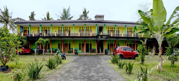 Hotel O 阿尼莎阿迪尔伊斯兰民宿靠近智能乡村德萨帕基斯塔吉(Hotel O Anisah Adil Homestay SyariahNearsmart Kampung Desa Pakistaji)图片
