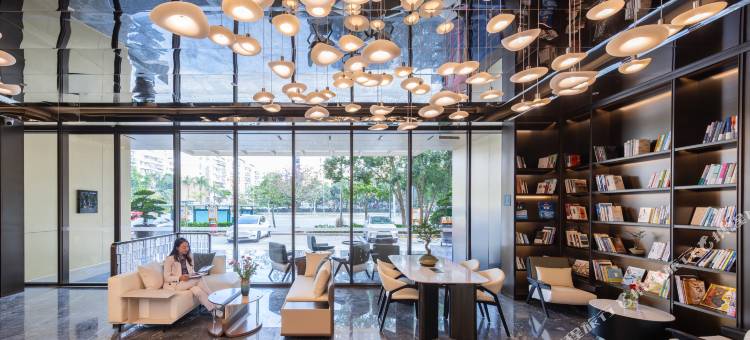 深圳福田CBD市民中心亚朵酒店图片