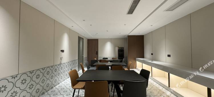 如家睿柏云酒店(重庆江津圣泉寺地铁站店)图片