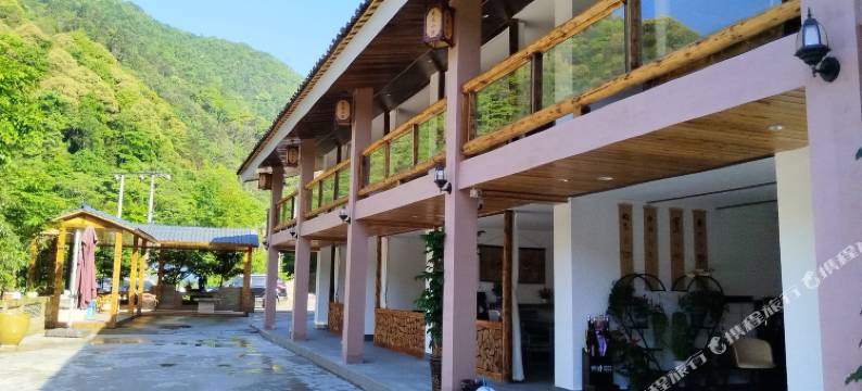 梵净山龙庭小院(梵净山景区店)图片