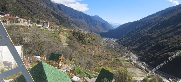 孟野星河露营基地图片