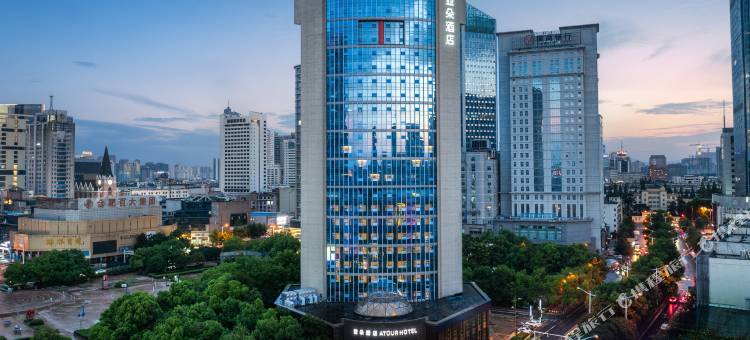 合肥淮河路步行街市府广场亚朵酒店图片