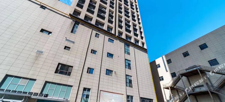 沈阳璞宿民宿(奥体中心彩霞街地铁站店)图片