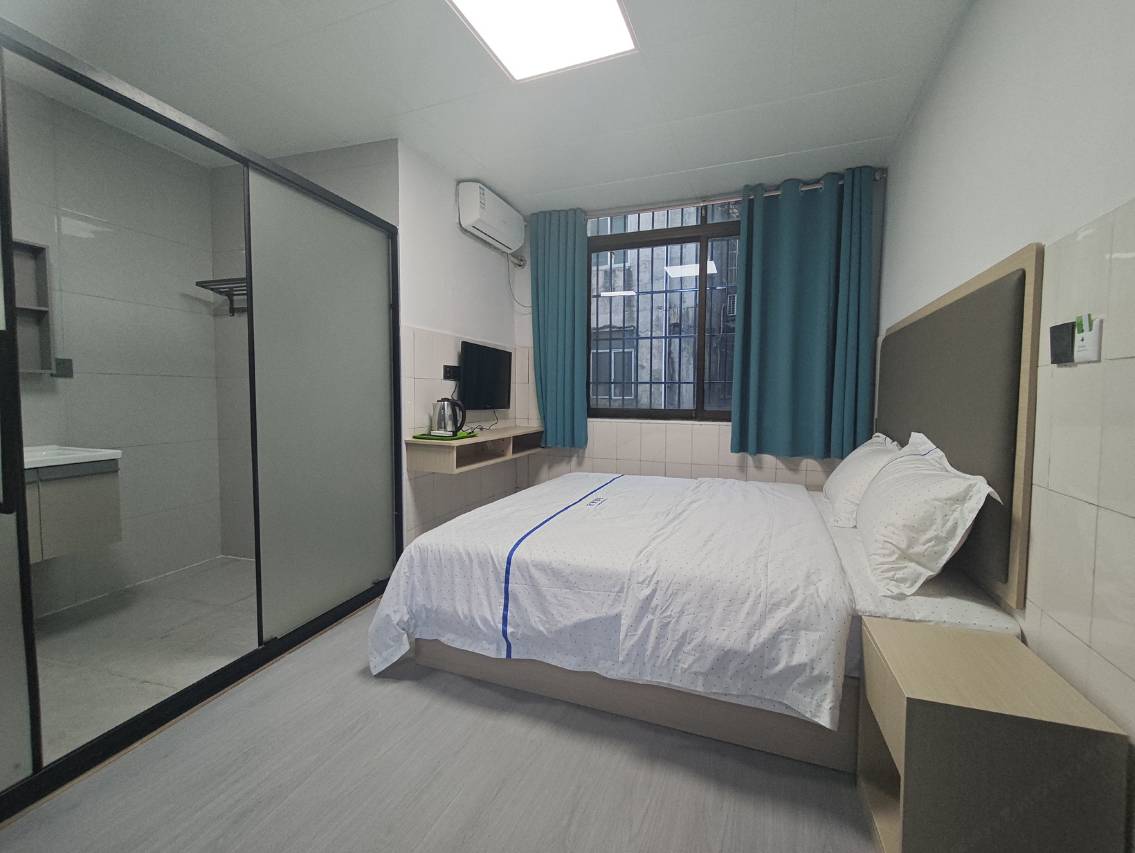 青联旅社(柳州高铁站店)