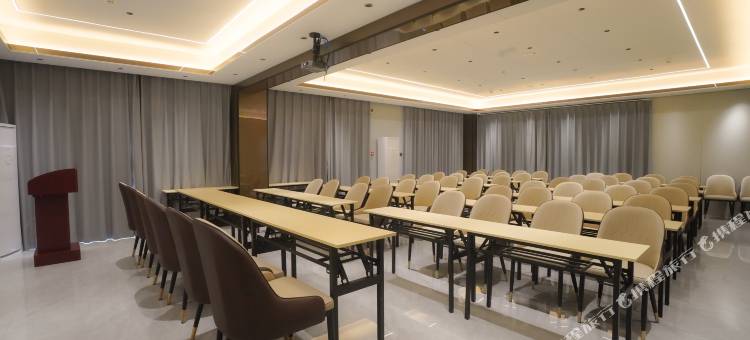 西双版纳勐腊南雅湾度假酒店(南腊河星光夜市店)图片