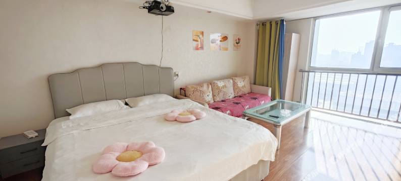 静澜观影主题民宿(宽城万达店)图片