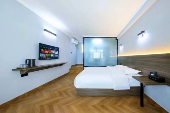 如家驿禾酒店(呼和浩特北二环维多利喜悦汇店)