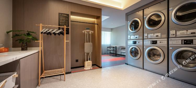 柏曼酒店(乌鲁木齐和田二街火车南站店)图片