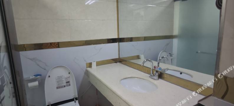 吉隆昆萨酒店图片