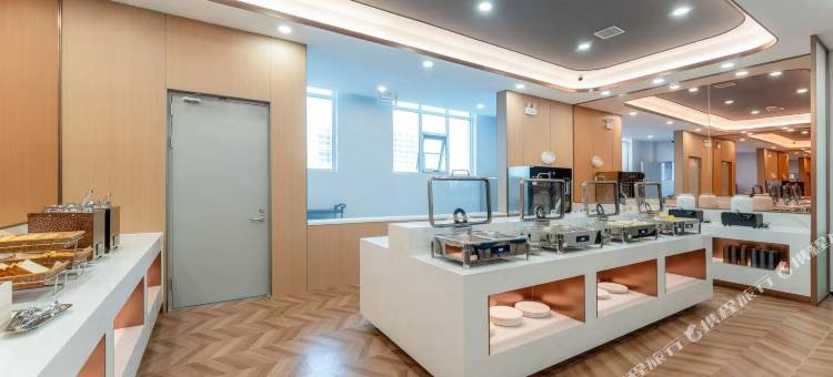 兰欧尚品酒店(宝鸡陇县关山大道店)图片