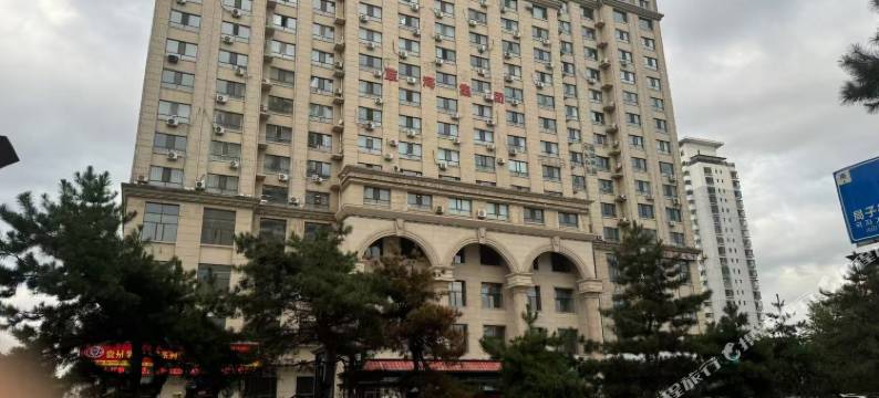 云端·澜居高空河景丨HighAltitude民宿(延吉延边大学网红墙店)图片