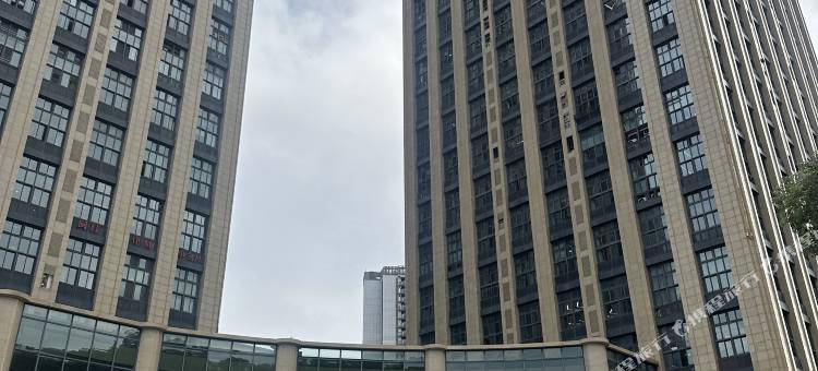 长乐万星公寓(航城地铁站店)图片