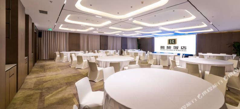 沈阳蓝鹰宾馆(沈阳站太原街店)图片