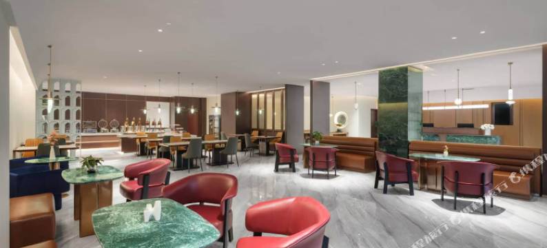 那拉提闽融云庭酒店图片