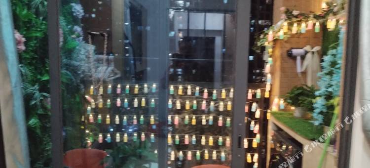 扬帆青年纯女生旅舍(年年丰广场店)图片