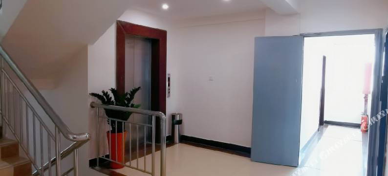 三亚金福山酒店(三亚大东海店)图片