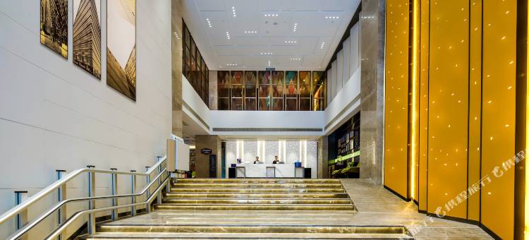 重庆江北观音桥步行街希尔顿欢朋酒店图片