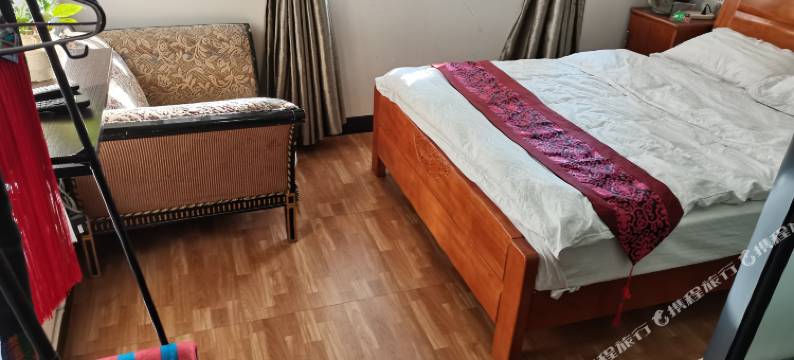 石林彝带彝路客栈图片