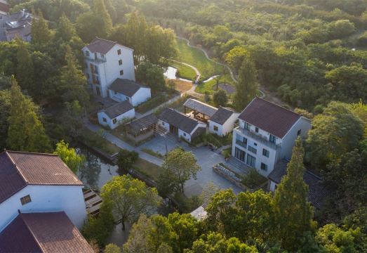 by Sunny Hotel Over view