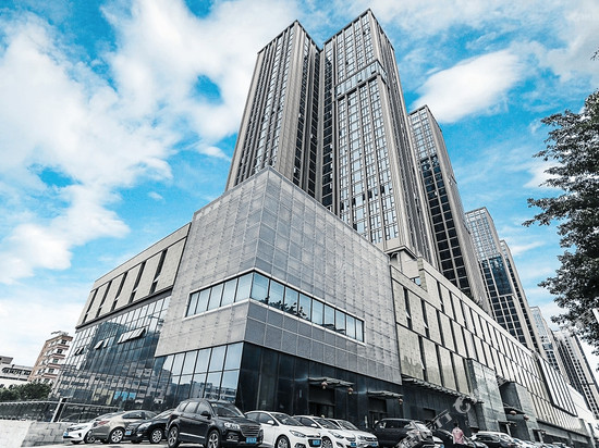 君莱粤行政公寓(深圳万达广场店)