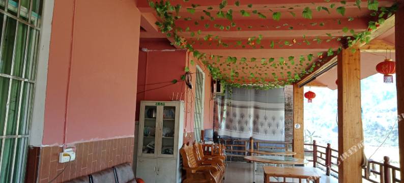 广南观山阁客栈图片