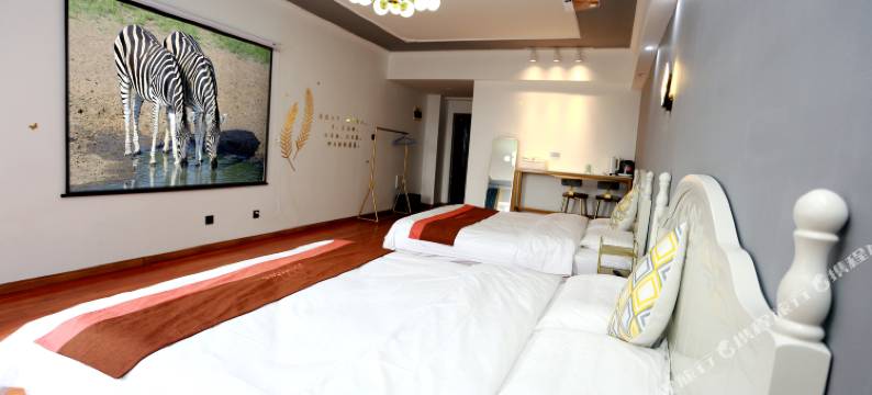 钟楼四季阳光酒店公寓(西安钟鼓楼回民街店)图片