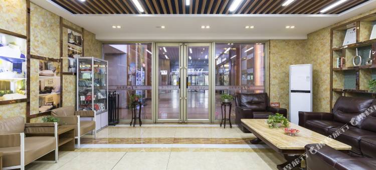 爱客思酒店(鞍山火车站市中心店)图片