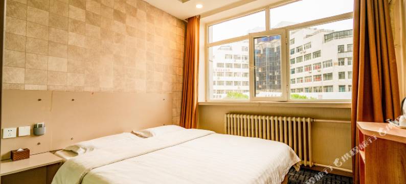 昆仑酒店(赤峰市医院店)图片