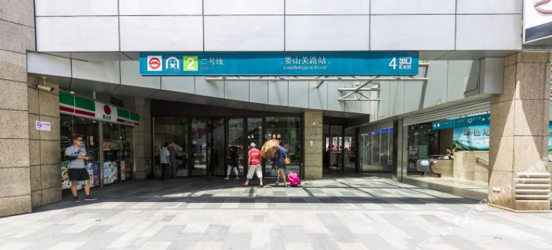 上海时尚潮屋公寓图片