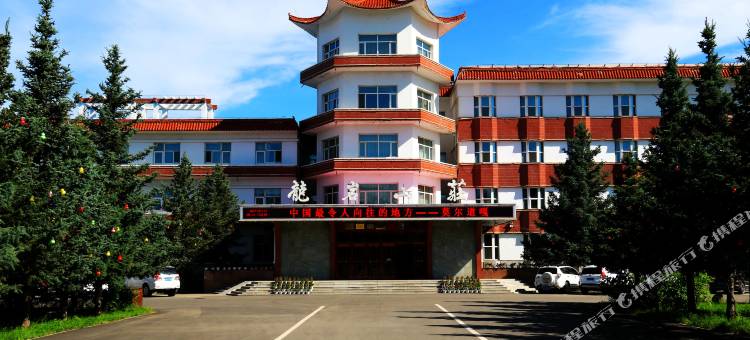 莫尔道嘎龙岩山庄图片