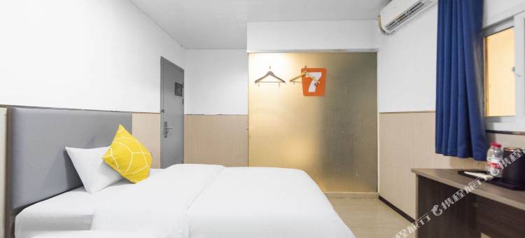 7天酒店(上海陆家嘴源深路地铁站店)图片