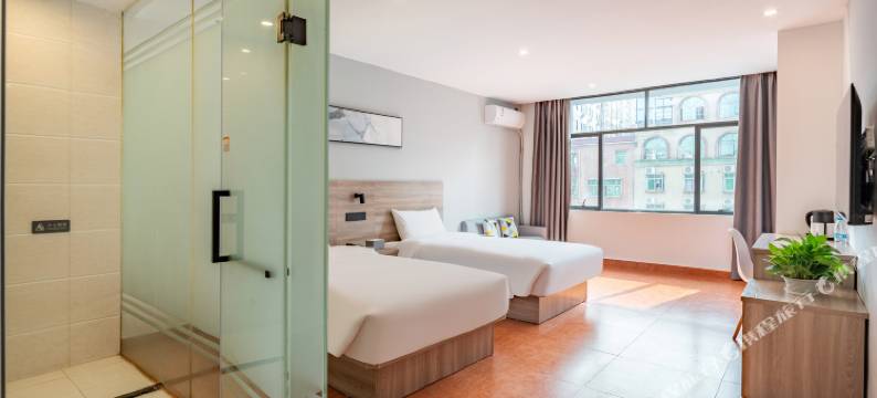 哈啰酒店(深圳龙华汽车站店)图片