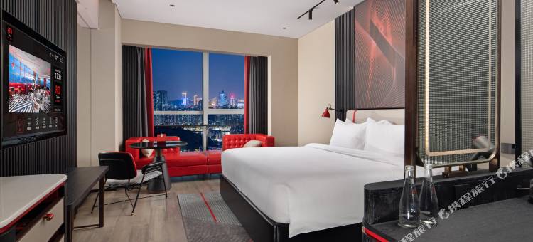 珠海拱北口岸RadissonRED丽芮酒店图片