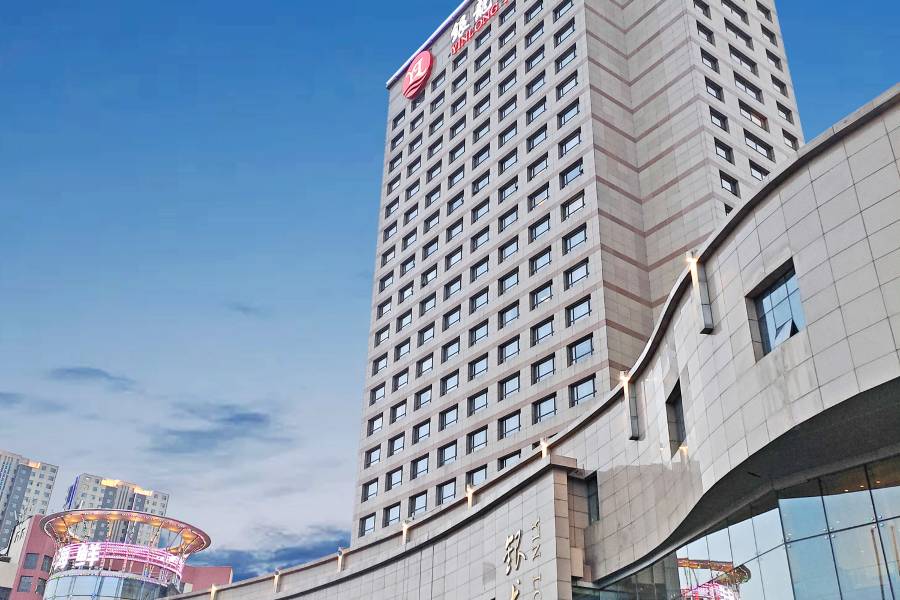青海銀龍酒店