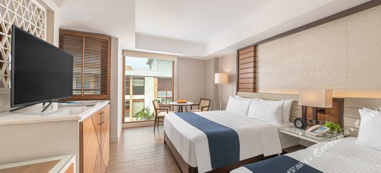 长滩岛赫娜水晶沙度假酒店(Henann Crystal Sands Resort)图片